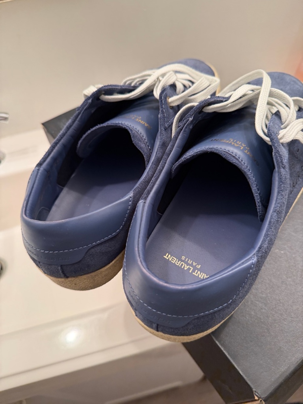 Saint Laurent Navy Suede Low-Top Sneakers with Contrast Laces - Picture 5 of 11